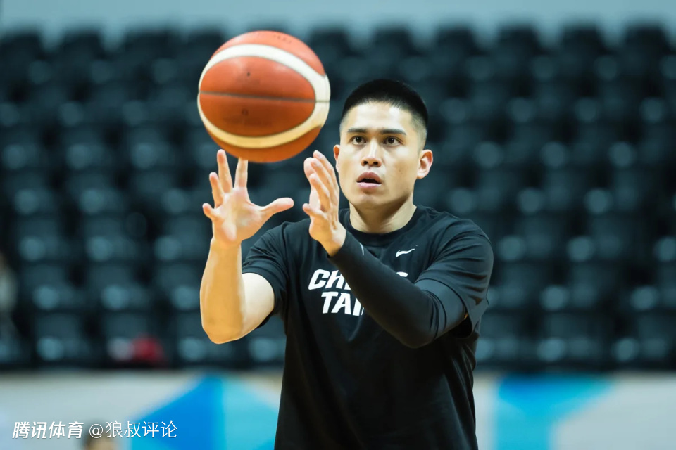 陈盈骏：上一个窗口期两场都输了比较落后 这个窗口期要全力去争胜