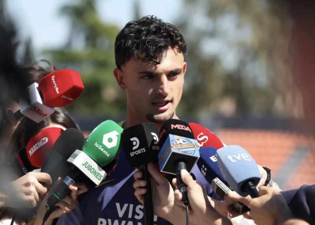 普比尔：踢巴萨那个手球绝对不是点球，现在我们专注国王杯决赛