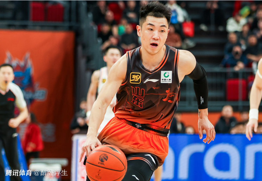 山东险胜全华班四川拒爆冷：克里斯29分 陈林坚关键三分