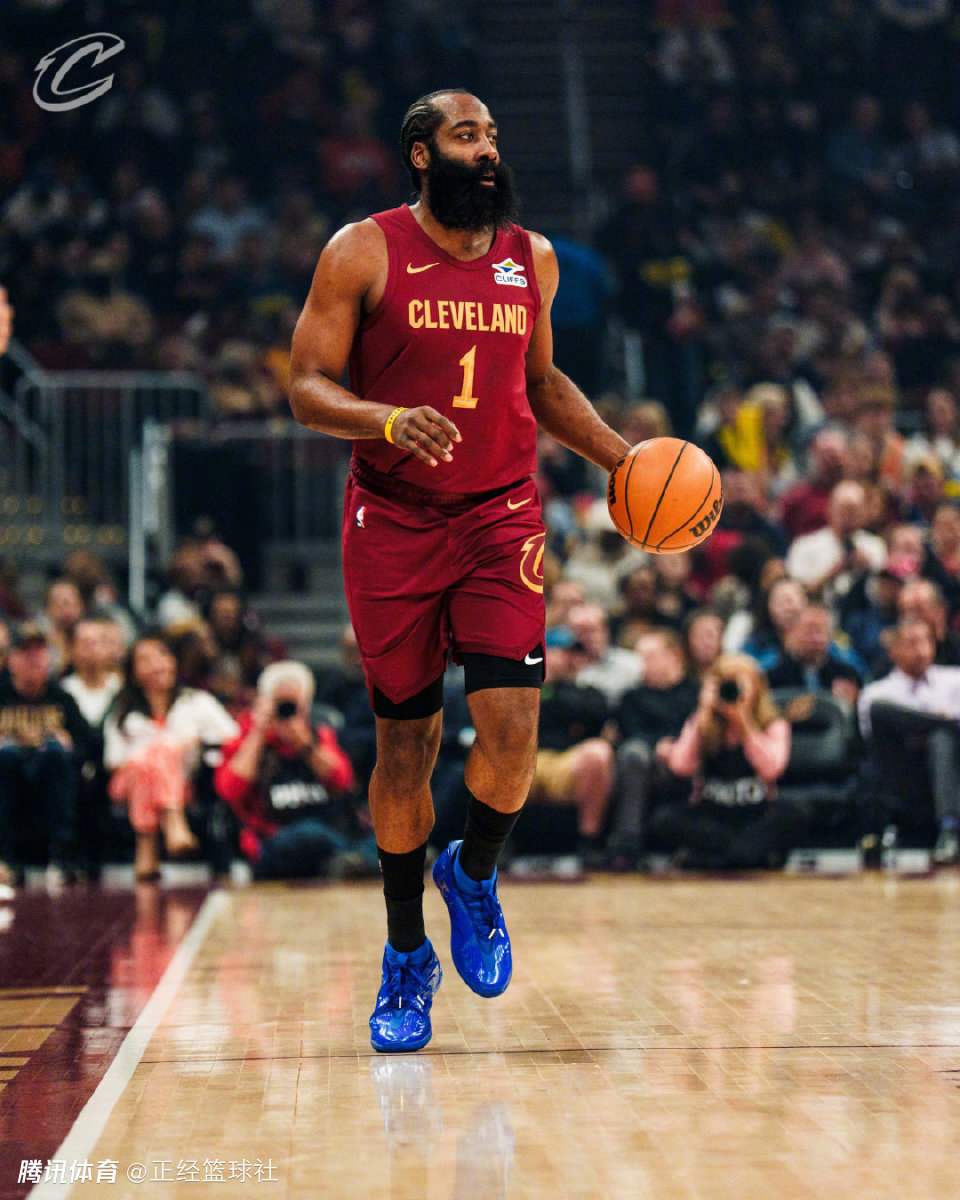 哈登狂砍28分7助5记三分！18次3+1冠绝联盟 加盟骑士18胜6负