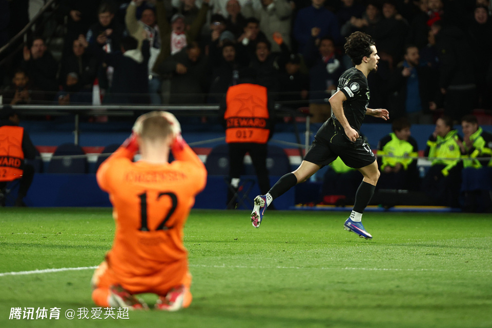 致敬热刺？切尔西23岁“二门”欧冠两送大礼！与恩佐内讧：2人激烈争吵