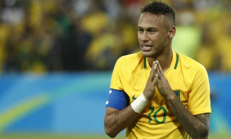 真的吗？记者曝光安切洛蒂私人通话内容：不带内马尔去世界杯