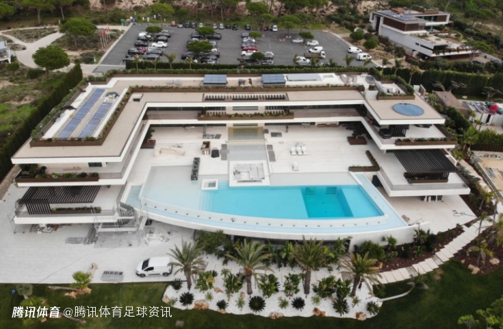镜报：C罗葡萄牙奢华豪宅历时三年装修完工 估值3000万英镑