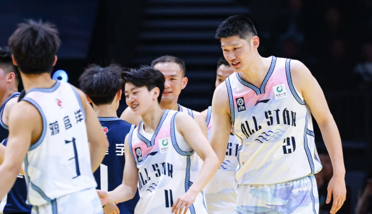 CBA全明星之全民星挑战赛：胡金秋11+10+4海纳百川大胜珠联璧合 唐哲豪两双