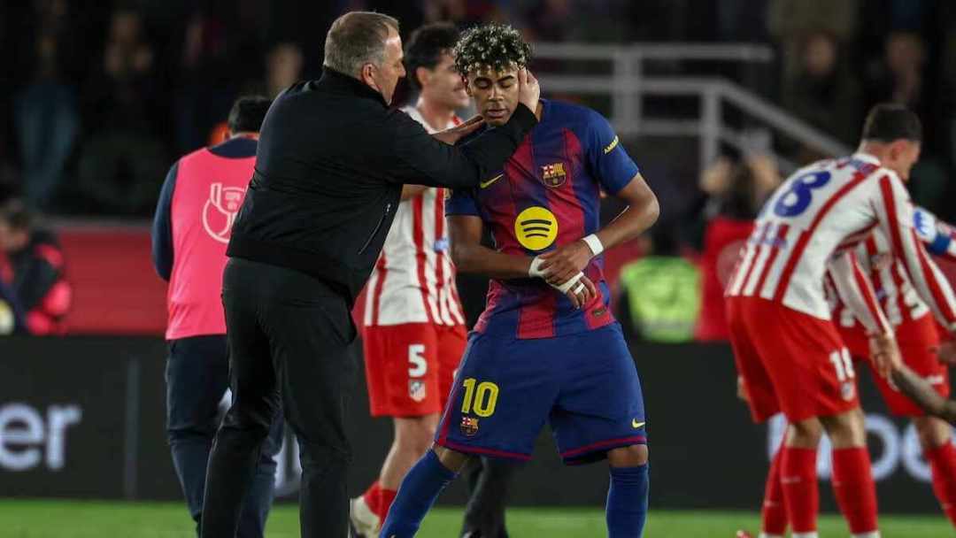 西媒：亚马尔与门将教练在回程飞机上已和解，更衣室恢复平静