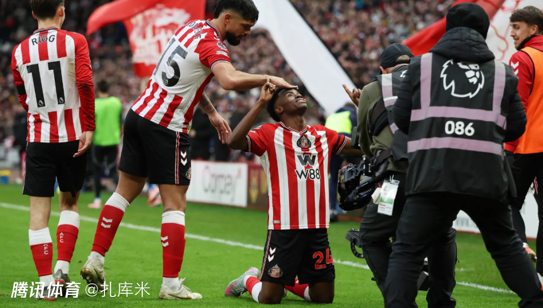 英超-阿丁格拉破僵、勒温连6场建功，升班马对决桑德兰1-1利兹联