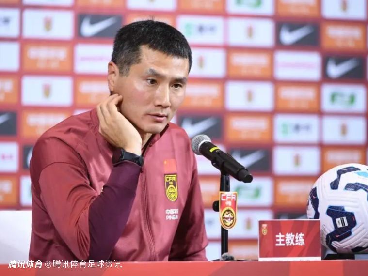 北青：国足飞抵迪拜开启拉练 王上源因腰伤缺席 塞尔吉尼奥已会合