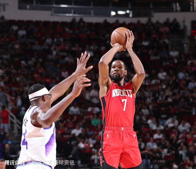 杜兰特：过去几周是球队本季整体打得最好的阶段 我们有机会变得更好