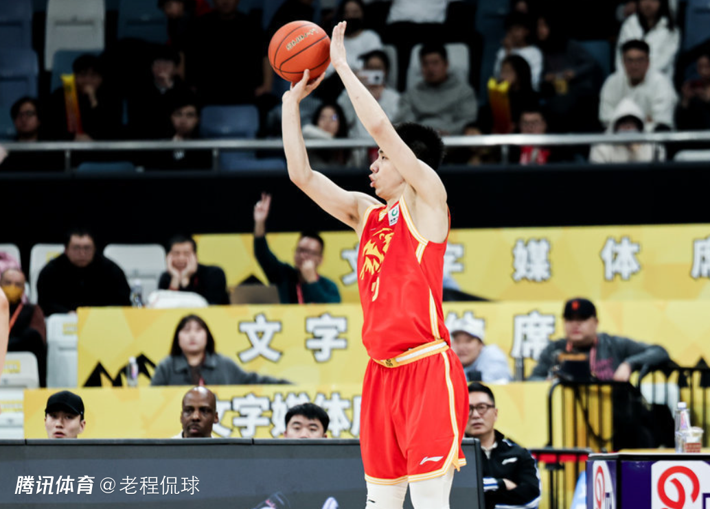 冠军前锋朱俊龙四战外线13中2 这不是国家队主力该有水准