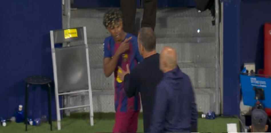 世体：亚马尔对马竞比赛后愤怒离场，是因为遭受了助教的指责