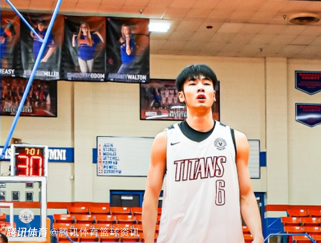 Rivals更新2026届全美高中生排名：张博源上升至25位 为该榜单排名最高的中国球员