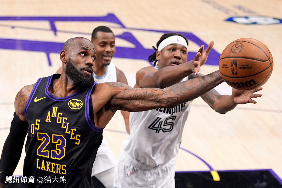 数据帝：31+9+6！詹姆斯打破近38年纪录 NBA控卫得分王诞生