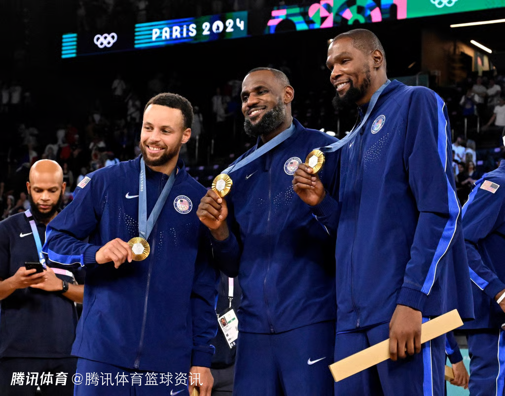 皮尔斯：詹库杜已无法以第一核心夺冠 湖人当下更强因队里有人比老詹更能决定胜负