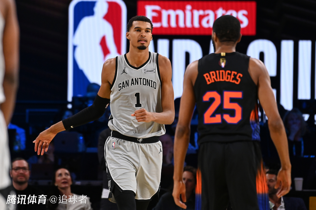 文班伤心落泪：得知祖母去世仍坚持比赛 赛后难掩悲痛提前结束采访