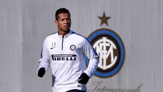 瓜林：效力申花期间酗酒情况极为严重，曾三度尝试自杀未果