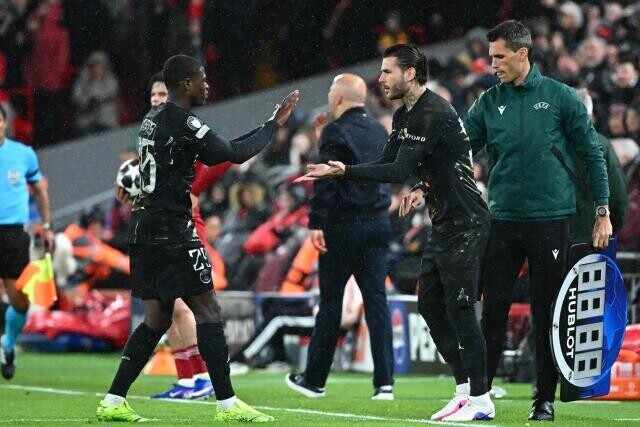 队报：努诺·门德斯、杜埃本周末预计轮休，法比安回归训练