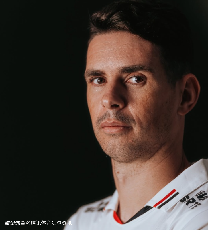 巴媒：奥斯卡放弃5300万雷亚尔合同余款 但要求圣保罗偿还700万欠薪