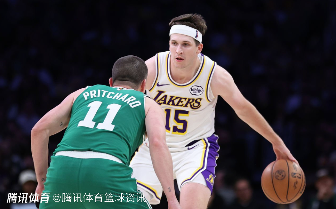 里夫斯：我们确实是一支靠罚球得分的球队 我吃T仅是因为拍了下手