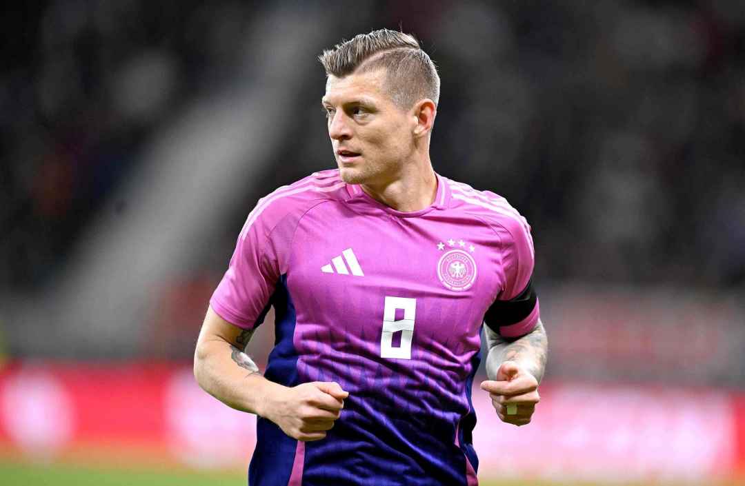 克罗斯：诺伊尔是历史最出色的门将，奥利塞比迪亚斯强多了