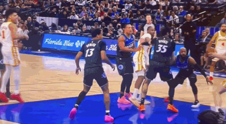 驱逐！比塔泽掀翻兰代尔被吹二级恶意犯规 丹尼尔斯为队友出头吃T