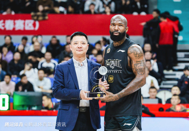 多米尼克-琼斯：我尚未与任何球队签约 本月内会敲定签约事宜