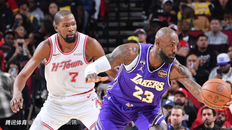 杜兰特：我觉得詹姆斯还能打4-5年 末节只出手2次因想打团队篮球