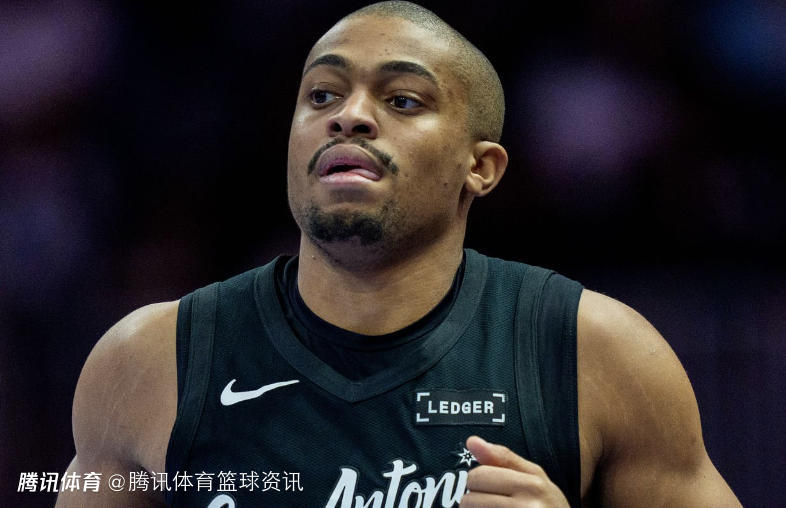 凯尔登-约翰逊：角逐最佳第六人毫无压力 心里最重要的事情是赢球