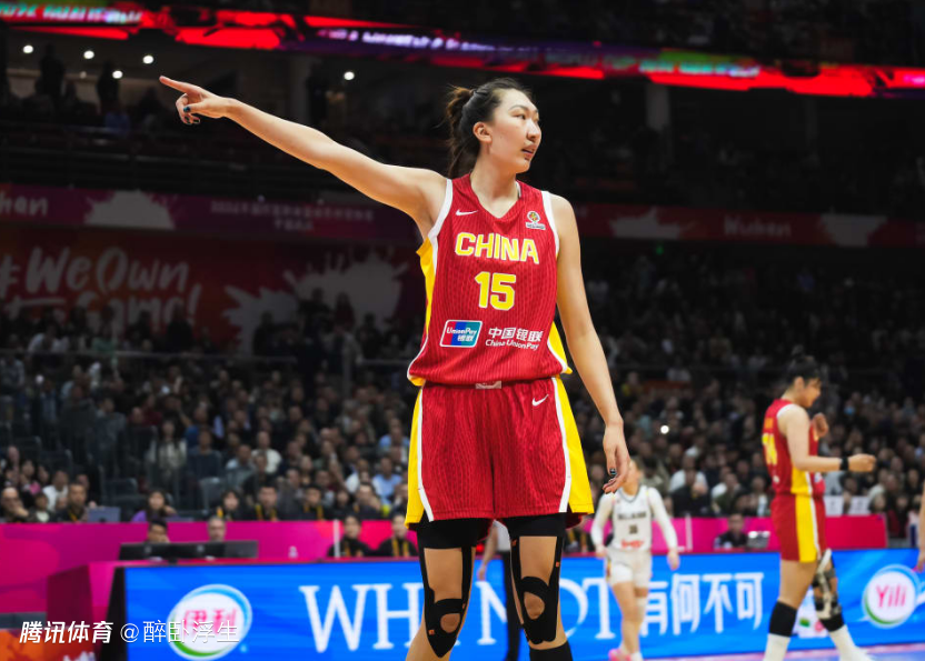 中国女篮半场仅领先捷克7分：三分10中1低迷 全队无球员得分上双