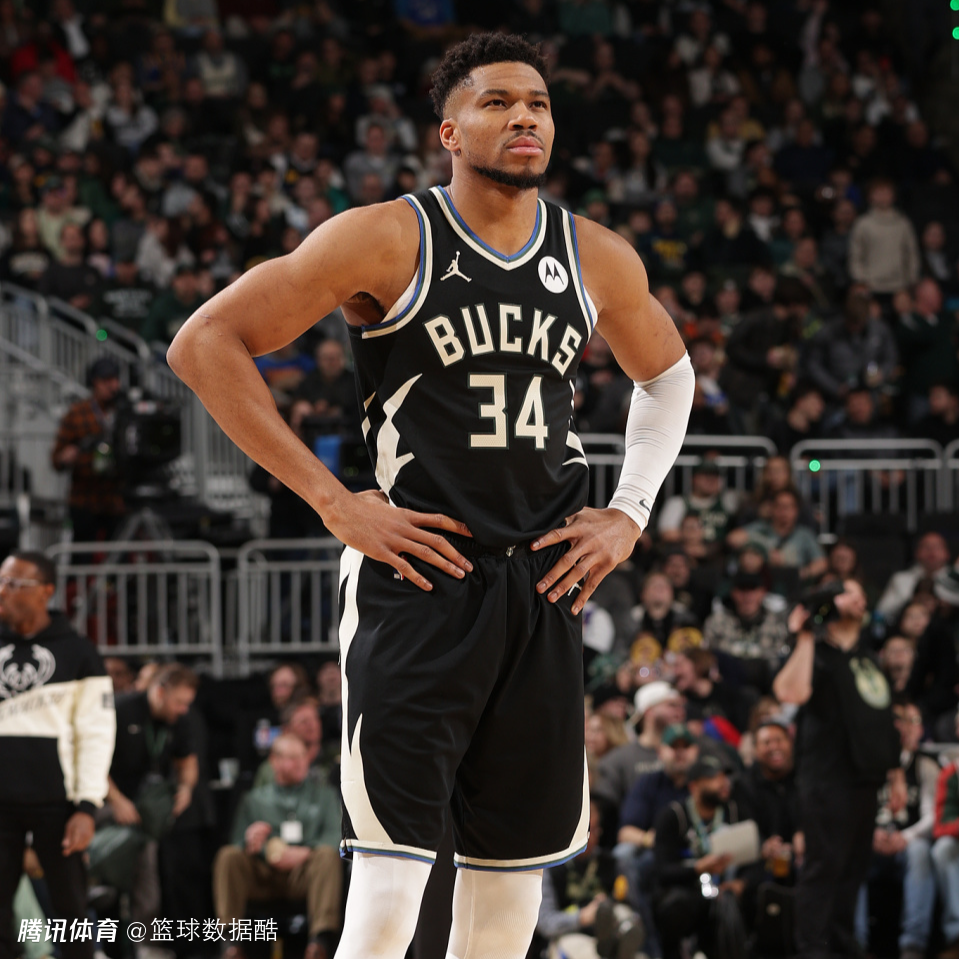 字母哥不申请交易但摆烂逼雄鹿做恶人？ 既要又要只会落个一地鸡毛