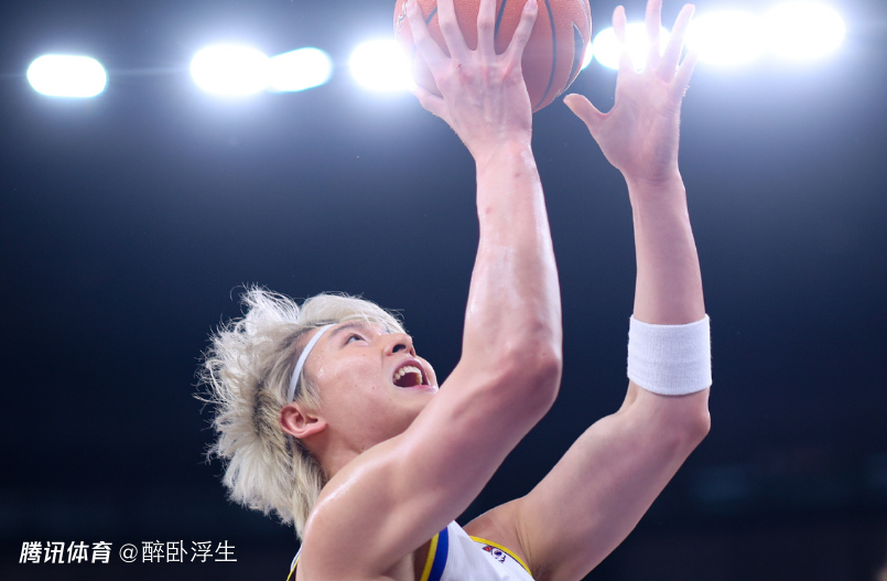 张镇麟16+6上海大胜北控豪取4连胜 古德温17+11+9洛夫顿18+10