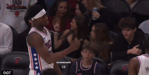 小伙子挺勇啊！埃奇库姆怒喷裁判乱吹 结果领到1次技术犯规