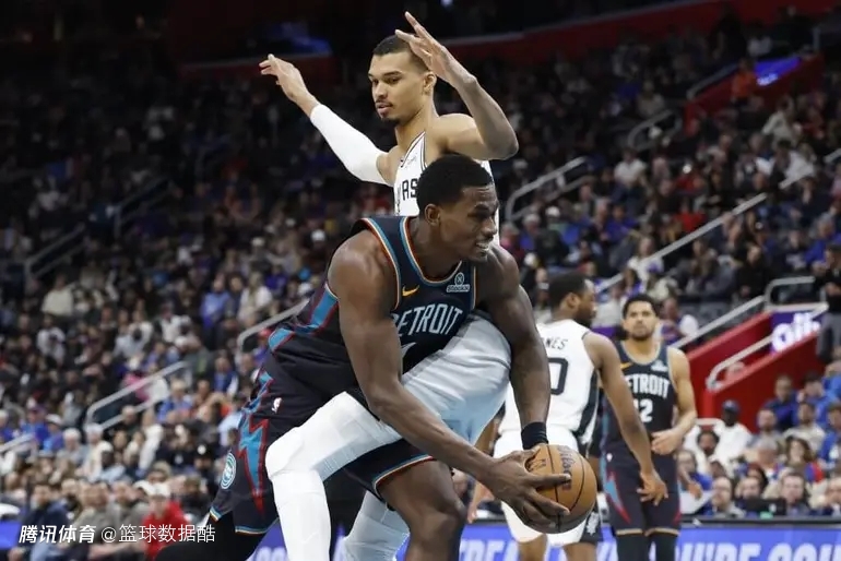 活塞三分投射弱点再度暴露被马刺利用 杜伦嘴硬：没进罢了不是末日