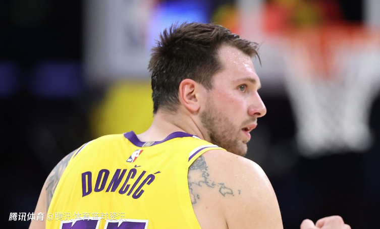 防对手单打每回合仅丢0.84分！东契奇防守进步巨大 多数据跻身联盟前列