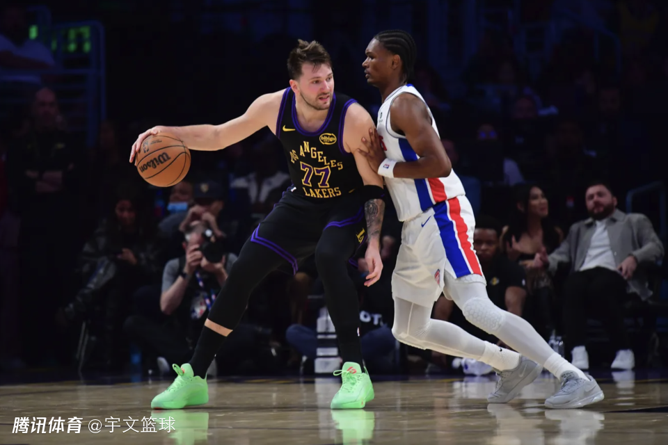 24日NBA前瞻：东契奇躲过禁赛冲击10连胜 勇士能否避免10战9败？