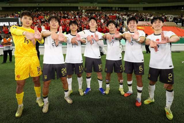 决赛之夜，梦想咫尺：U23国足的“冠军心”与安东尼奥的“终极答案”