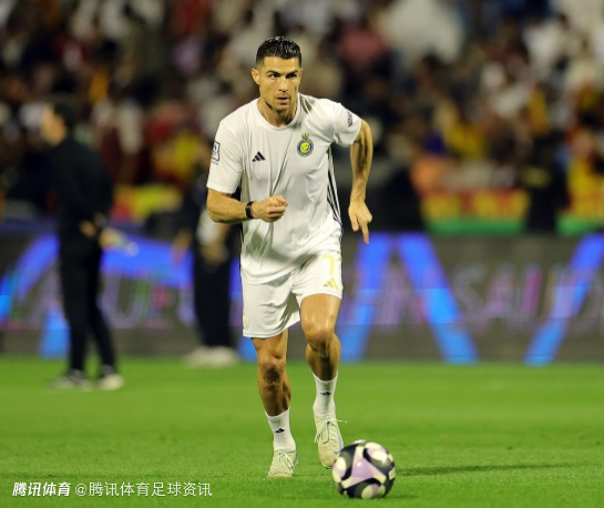 日薪近50万镑！邮报：C罗重返曼联的可能性为零 高龄与天价合同成障碍