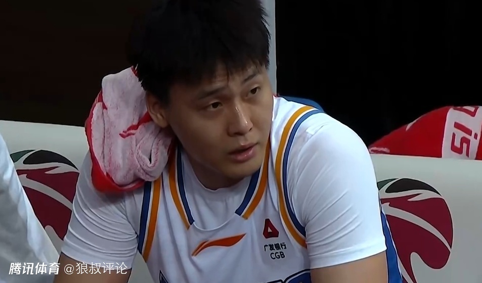 许利民：赵睿是国家队队长 对我们作用特别大 为他的好状态感到高兴