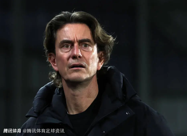 邮报：热刺尚未决定立即解雇弗兰克 后者仍在为保住帅位而努力