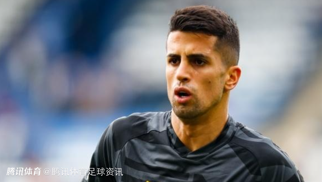 每体：坎塞洛冬窗首选重返巴萨&国米也在竞争 但高薪成最大障碍