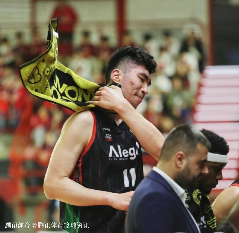 助队取得三连胜！余嘉豪得分再度上双 近5战场均12+5