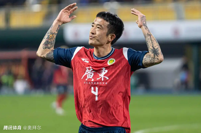 省港杯三连冠！广东队第27冠，主场18年不败，点球决战险胜