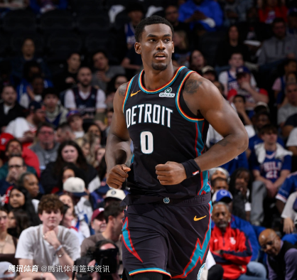 吃药冲澡咬牙坚持！杜伦谈活塞锁定东部第一：一切都是球迷应得的