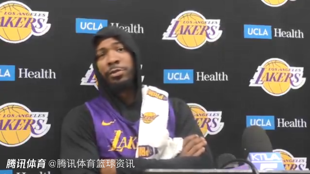 斯马特谈如何融入球队：找准定位随机应变才是关键 学会适应比空想更重要