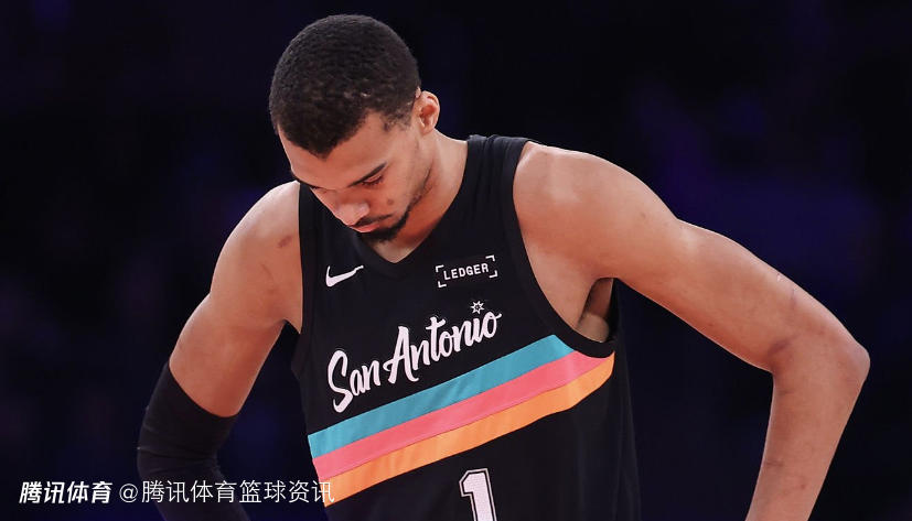 被尼克斯上课！文班亚马：他们是顶级球队经验丰富 经历这种逆境有好处