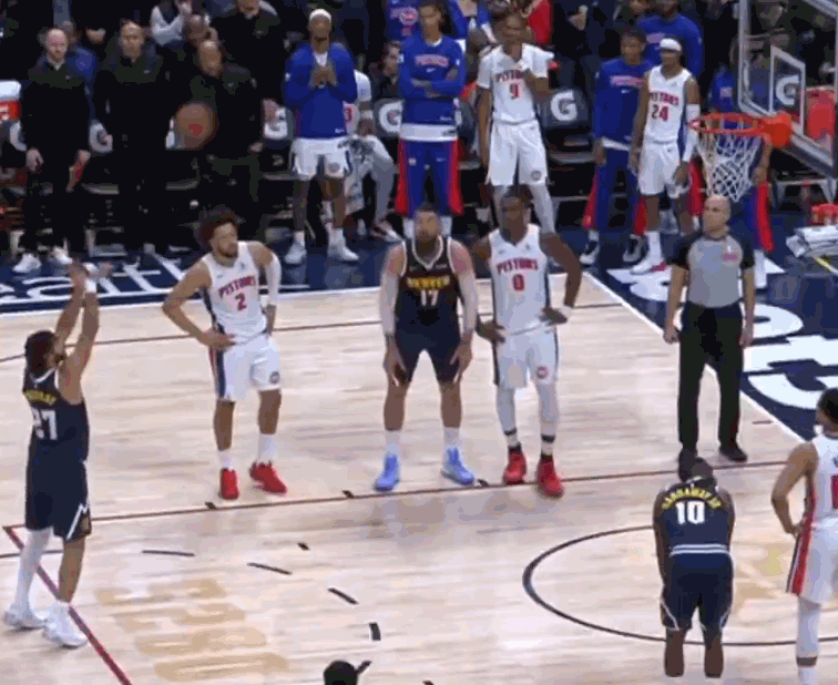 穆雷生涯首次罚丢5球！最后时刻两次获三分罚球 却连续浪费扳平机会 