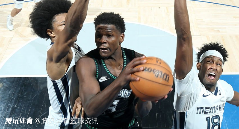 爱德华兹：打得很烂但赢球没啥好抱怨 我离MVP还差得远