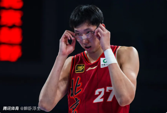 争议！周琦连拍视频为杜兰特霍姆格伦NBA全明星拉票 舆论却群嘲