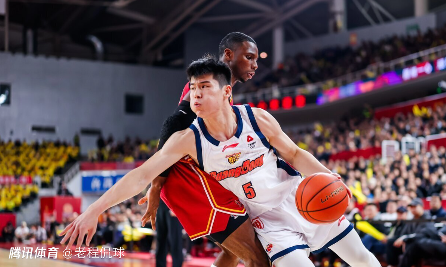 广东男篮新秀陈家政客场遭球迷粗口攻击：你怎么不去死啊？