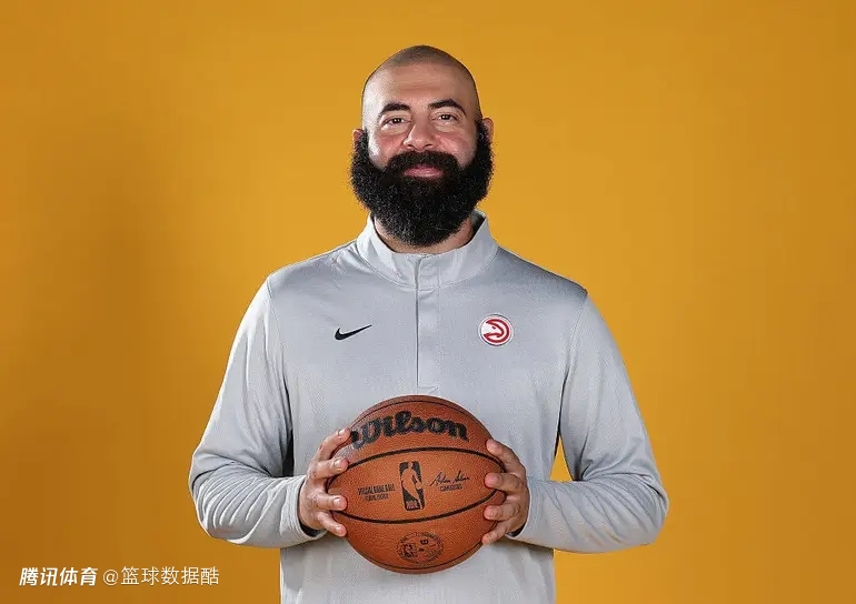 老鹰经理首次回应交易特雷-杨 尚未决定是否续约麦科勒姆