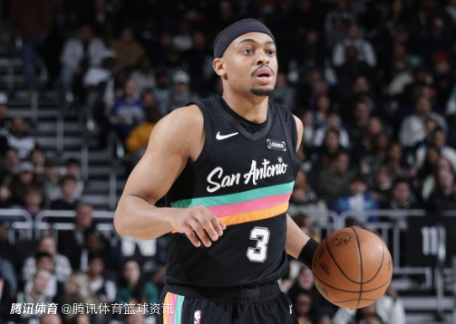 凯尔登-约翰逊：我的效率很高球队战绩出色 凭什么说我不是最佳第6人？